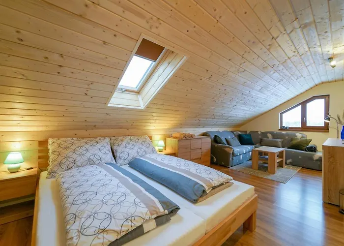 Triti Villa Stará Lesná